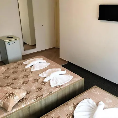 Vila Mirela * إيفوري نورد