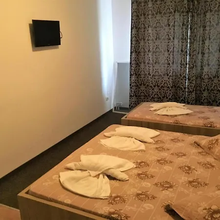 Vila Mirela إيفوري نورد